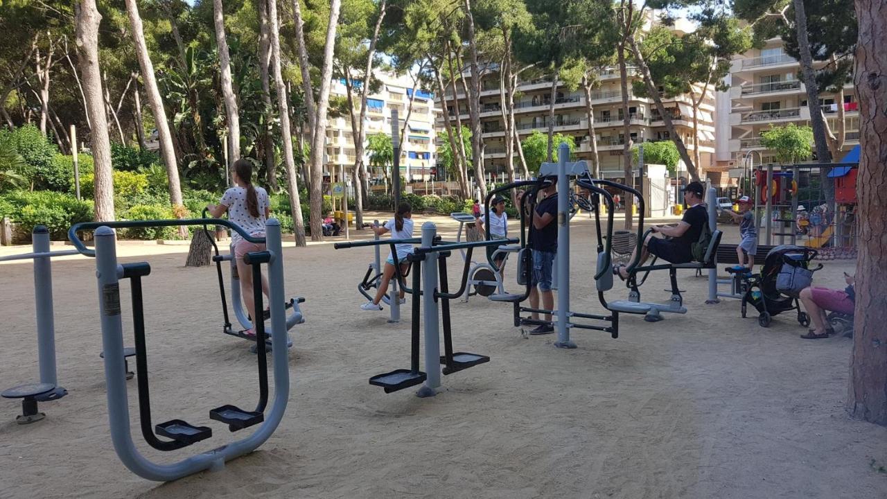 Central Park Salou Vip Exterior photo